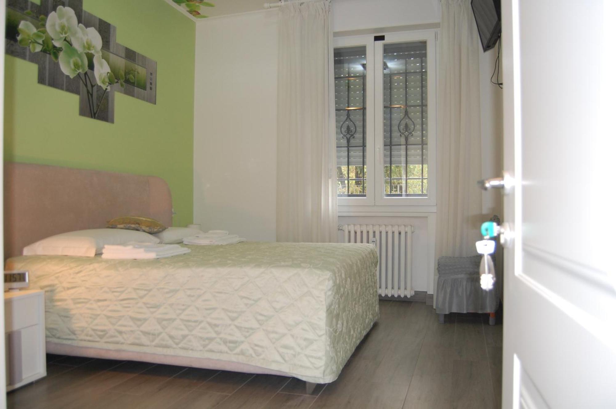 Bed and Breakfast Orchidea Болонья Экстерьер фото
